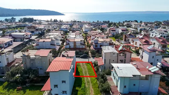Akbük Merkezde Denize 450 Metre Mesafede Satılık Arsa 1