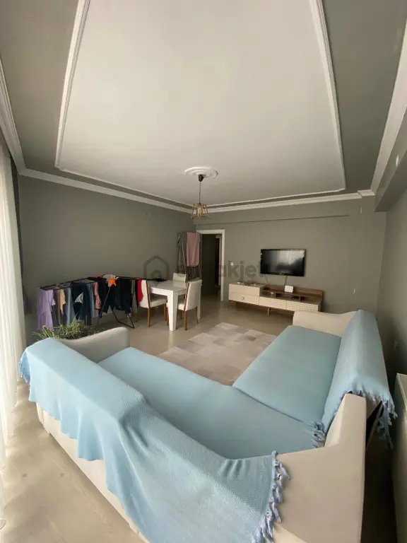 Karacaibrahim Mahallesinde Satılık 2+1 Daire 2
