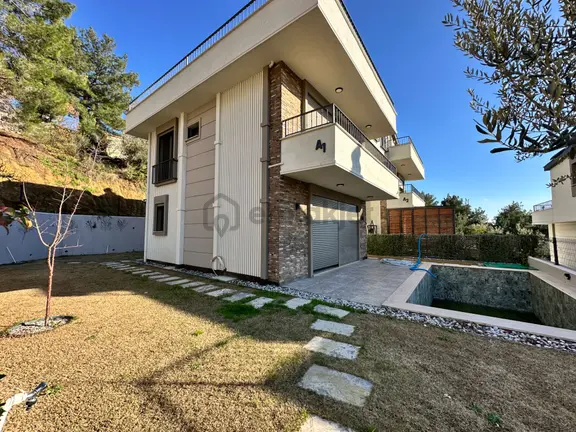 ▀mera Emlaktan Gürede Akıllı Ev Sistemli Havuzlu 4+1 Lüx Villa 2