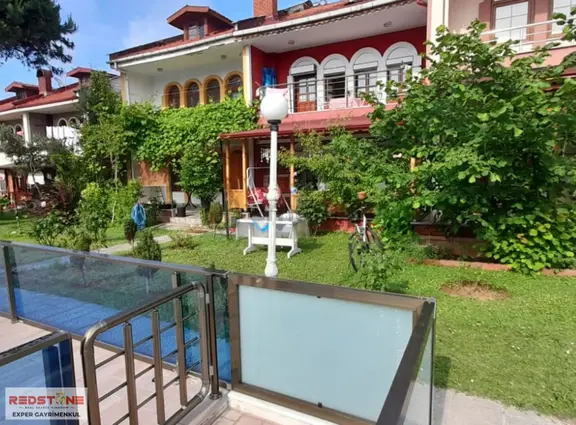 Kocaali De Denize Yakın Havuzlu Sitede Bahçeli Tripleks Villa 2