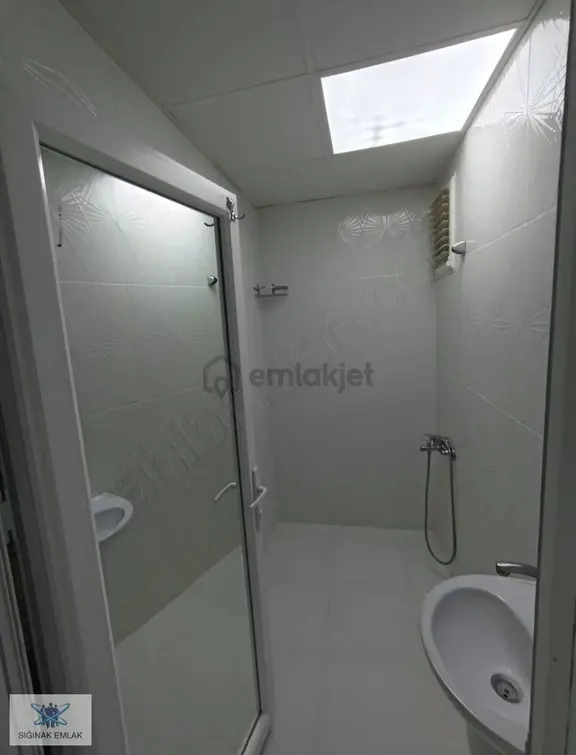 Sığınak Emlak Tan Fevziçakmak Ya Yeni Bina Otoparklı 2