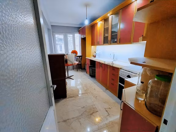 3+1 Arakat 140m2 Masrafsız İçi Yenilenmiş Kombisi Sıfır 1