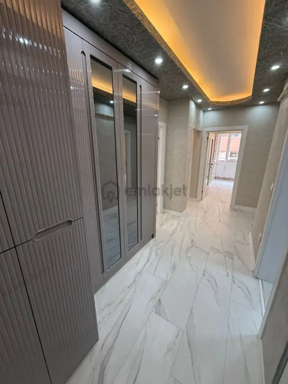 Bilgen Vatan'dan Gazino Merkez'de Bağımsız Megalüks Yapılı Osmanlı Pazarı Arkası 3+1 Satılık Daire 2