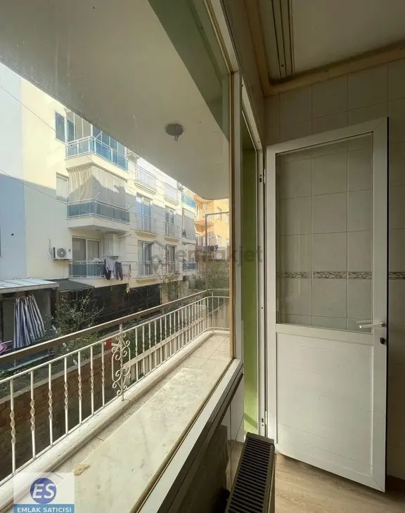 Çiğli De Kiralık 3+1 Doğalgazlı Ferah Daire 2