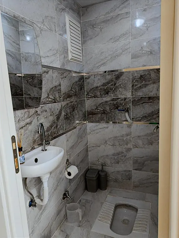 Aslan Emlak Gayrimenkulden Gündüz Ökçün Caddesi Yakını 3+1 2