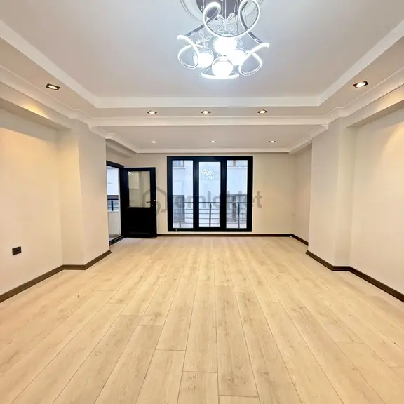 Bahçeşehir Lokasyonlu Yatırıma Uygun Daire 2