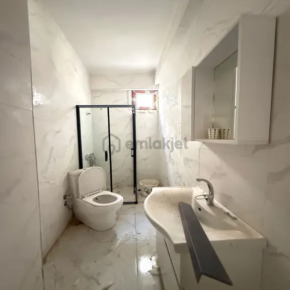 Bahçeşehire Komşu Uygun Fiyatlı 2+1 Daire 2
