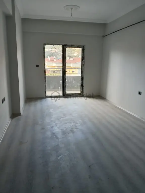 Adalet Gold Group Emlak'tan Kaçırılmayacak Fırsat Bağlar Mahallesi'nde Satılık 1+1 Daire 2
