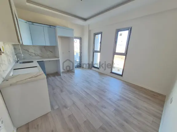 Delux'den Atatürk Mah.'de Resmi Kurumlara Yakın Lux 1+1 Kiralık 2