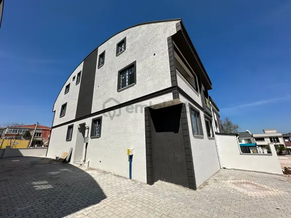 Yeni Mah.de Geniş Sıfır 2+1 Kapalı Mutfaklı Ön Cephe Dublexdaire 2