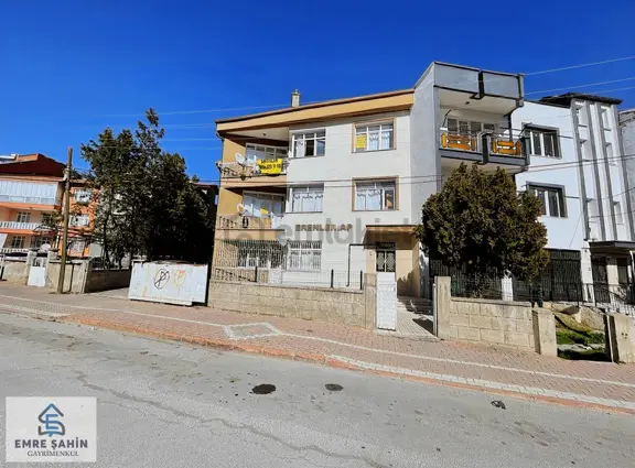 Aydınlıkevler Mah Arakat Emin Evime Uygun 3+1 Satılık Daire 2