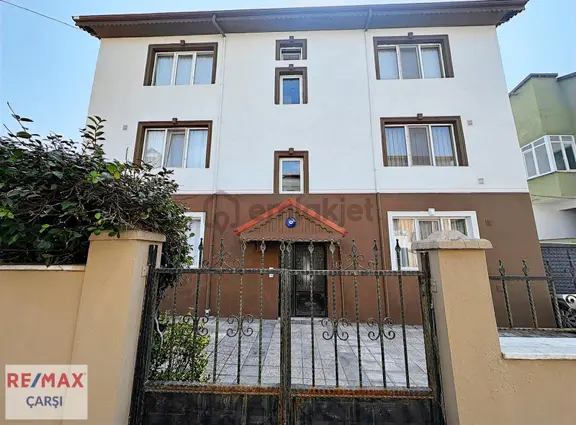 60 Evler Yavuz Sultan Mah. 2.5+1 Satılık Arakat Dubleks Daire 1