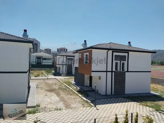 Altınoluk Koru Villa 1