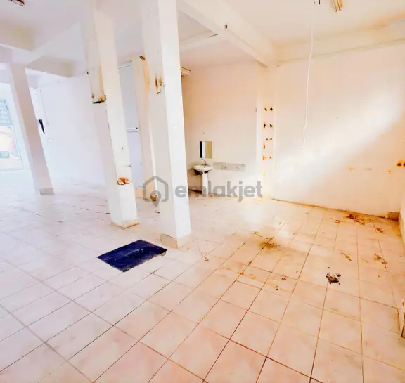 Edirne Merkez Tophane De Kiralık 120 M2 İşyeri 2