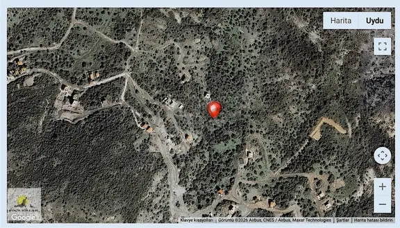 Foça Emlak'tan Foça Sazlıca Da 256 M2 Köşe Parsel 2