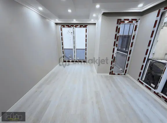 Cadde Emlak Gültepe Mah Sıfır Binada Dublex Altı 2+1 Ara Kat 1
