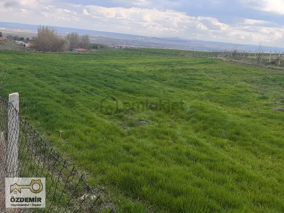 Özdemir'den Kozkayı Mah.satılık 4616 Mt. Yatırımlık Tarla 1