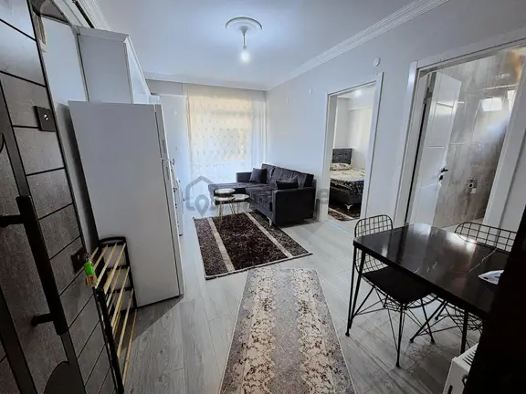Keşan'da Harika Konumda 1+1 Kiralık Daire 1