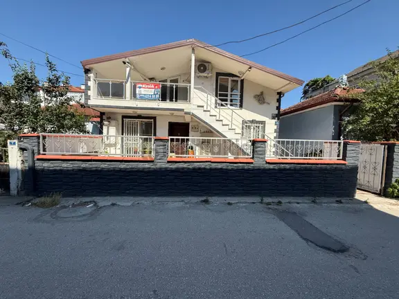 Kentpark Civarı Bahçelı Kiralık Daire 2+1 - Bahadır Eker'den 2