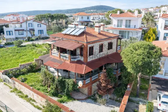 Umas Solutıon'dan Cunda'da | Denize 25m | 6+1 Tripleks Villa 1