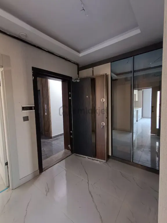 Sahibinden Sahibinden Memura Kiralık Sıfır Binada Asansörlü Duvar Kağıtlı 3+1 Daire 2