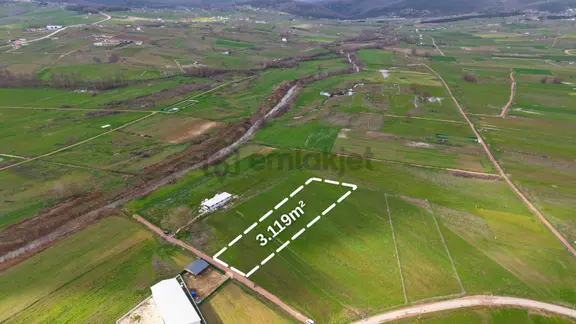 Körfez Sevindiklide Yolu Olan Köy Merkezine 700m Yakınlıkta 2