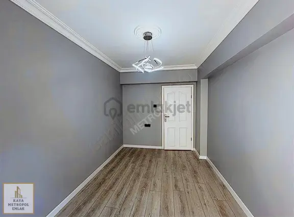 Etimesgut'ta Asansörlü Ara Kat Lüks Yapılı 120m2 3+1 Daire 2