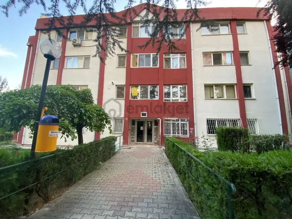 Eryaman Hastanesi Yanı: Yapılı 3+1 Satılık Daire 1