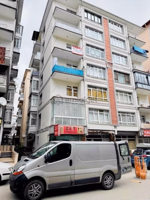 Kaçmaz Fırsat 3+1 Boş Hastane Metrosu Dibinde Çift Balkon 1