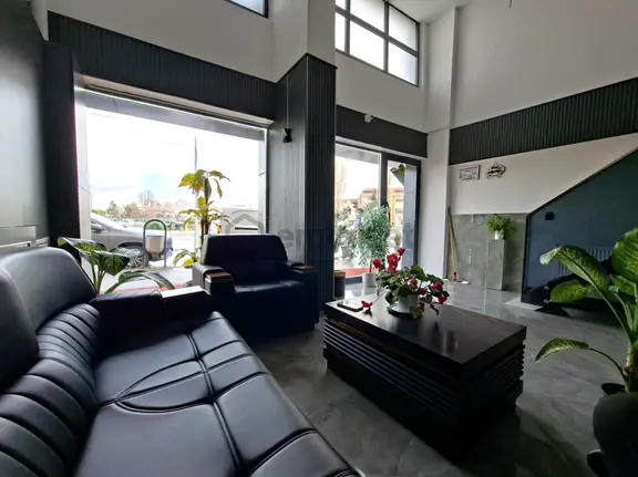 Gazi Yakup Satar'da Satılık 250 M2 Prestijli Ticari Gayrimenkul. 2