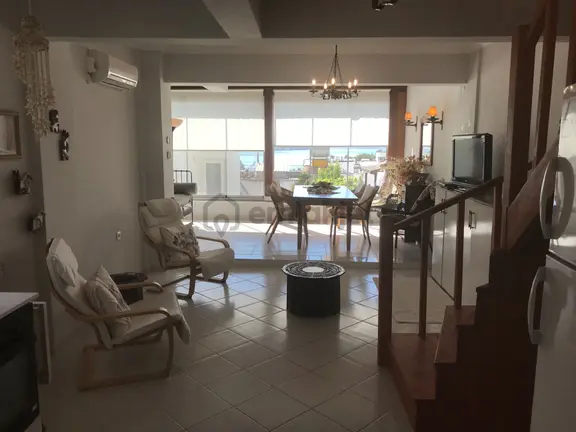 Denize Sıfır Sitede, Deniz Manzaralı Müstakil Eşyalı Dubleks Villa 1
