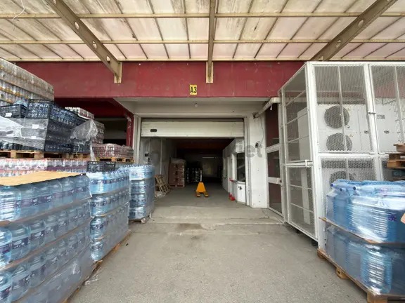 Gıda Borsası İçinde Büyük Tip 400m2 Kapalı Alan 3 Katlı Dükkan! 2