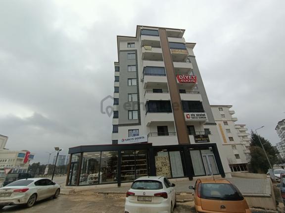 Malatya Caddesinde Satılık 3+1 Arakat 117 M² Lüx Ofis 2