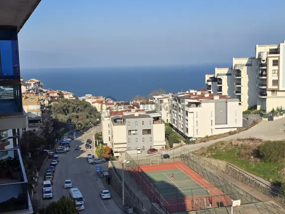 Tırpan'dan Halitpaşa'da Site İçi 5+1deniz Manzaralı Dublex Daire 1