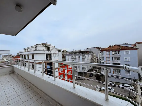 Oğuz Gürel'den | 56larda Geniş 3+1 Kiralık Daire 2