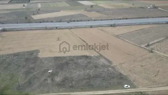 Net Premiumdan Antalya Yoluna 70 Metre Mesafede Yatırımlık Arsa 2