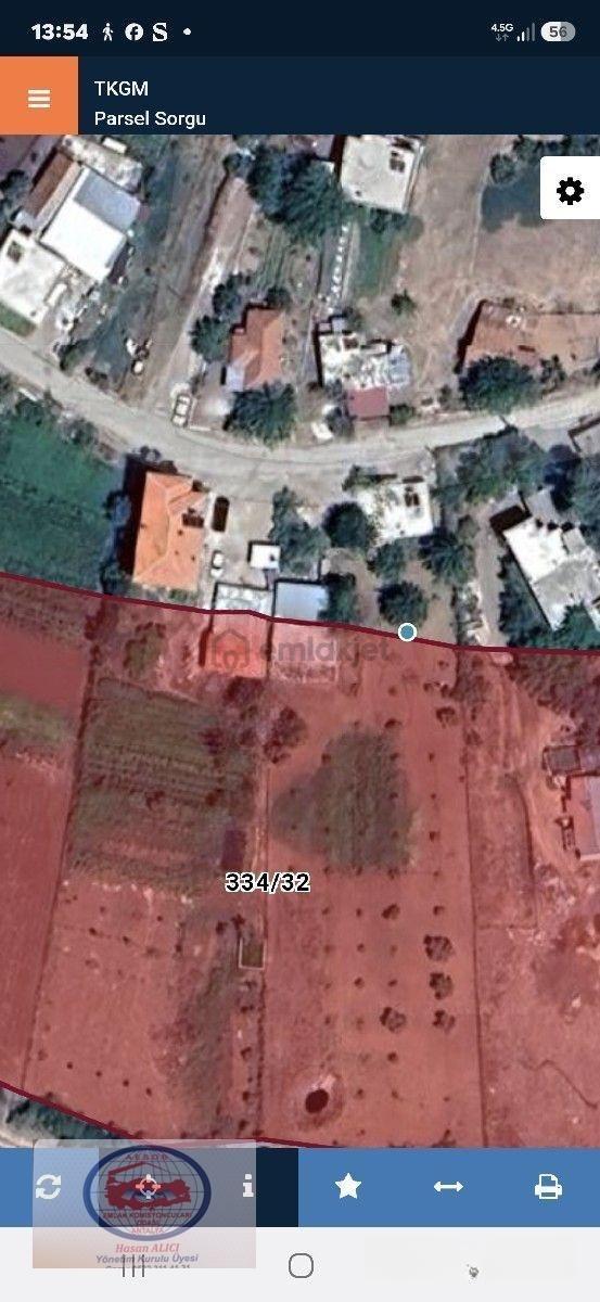 Antalya Döşemealtı Killik Köyü Yerleşim Yerinde 2500 M2 İçinde Yetişmiş Zeytin Bahçesi Ve Evi İle 2