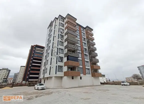 Repa Gayrimenkul Tayfun Gültoplayan'dan Alpaslan'da Satılık 2+1 1