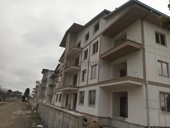 Altınova Cumhuriyet'te Satılık 1+1 Lüks Daire 2