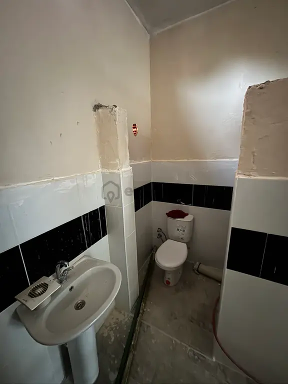 Turgutlu Pazar Cami Mevkisinde Kiralık Dükkan 2
