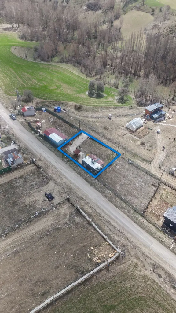 Sivas Merkez Beypınar Köyü Satılık Hobi Bahçesi 2