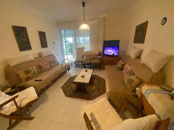 Çeşme Altınyunus-boyalık Yakını Denize Sıfır Site İçinde Kış Sezonu İçin Kiralık Daire 2