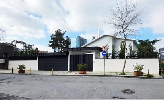 Levent Caddesı Yakını Satılık 900 M2 Mustakıl Sıfır Vılla