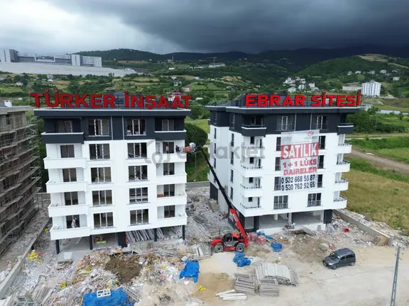Yağmur Emlaktan Şehir Hastanesi Altı Fırsat 1+1 Daireler 1