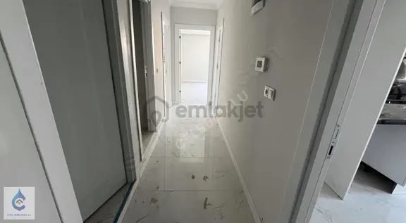 Emek Mahallesinde Satılık 2+1 Arakat Daire 2