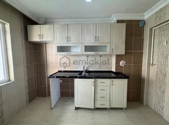 İnegöl Mesudıye Mahallesı'nde Satılık 3 + 1 Daıre 1