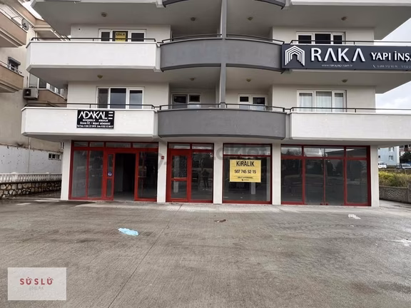 Ayvalık 150 Evler Ana Cadde Üzeri Kiralık İş Yeri 1