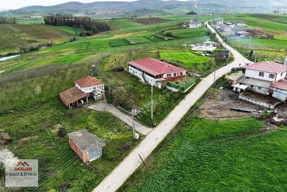 3.520 M2 Arsa İçinde, 3 Ayrı Bitişik Konumda Müstakil Ev 2