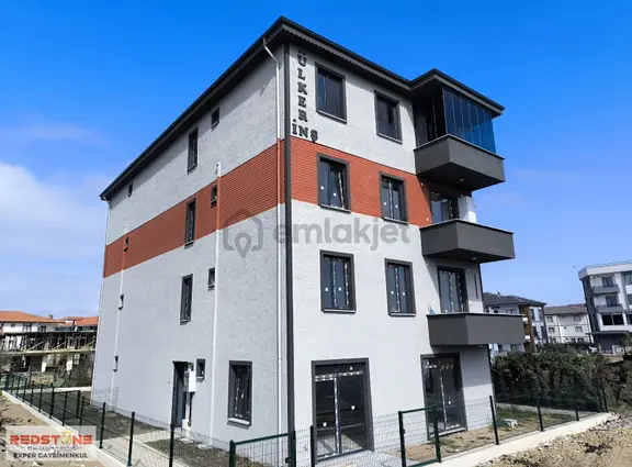 Karasu'da Denize Yakın Sıfır Ara Kat Asansörlü 1+1 Daire 2