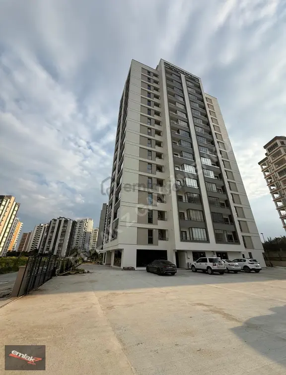 Satılık 1+1 Havuzlu Daire - Üniversite Caddesi, Sıfır, Eşyalı 1